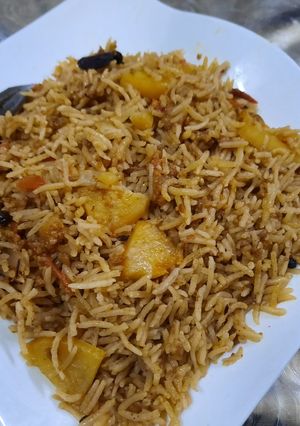 A picture of Qeema,Aloo,Pulao.