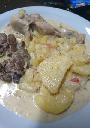 Una foto de Pollo a la crema