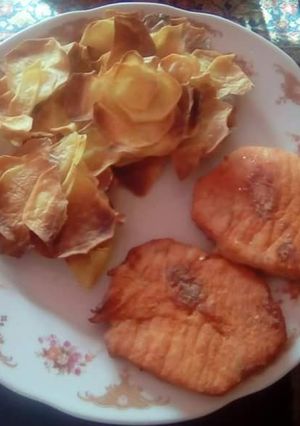 Natúr karajszelet, zsírmentes burgonya chipssel recept fotója