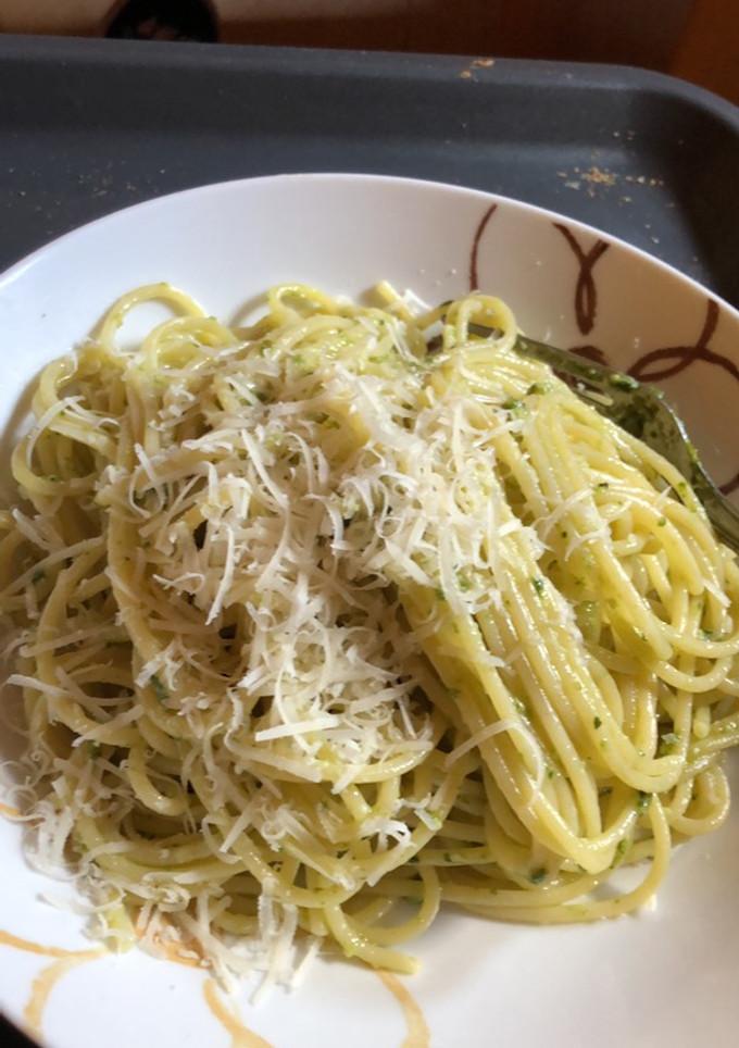 Una foto de Pasta al pesto