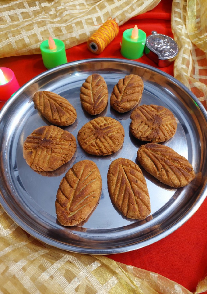 ठेकुआ(thekua recipe in hindi) रेसिपी मुख्य फोटो