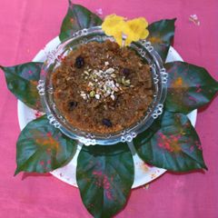 A picture of Panchratna halwa.
