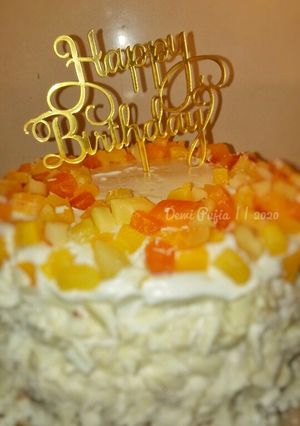 Foto resep Tropical Chantilly Cake with Whipped Cream Cheese Frosting