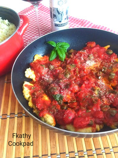 Pollo alla pizzaiola-csirke kapris paradicsomszósszal recept fotója