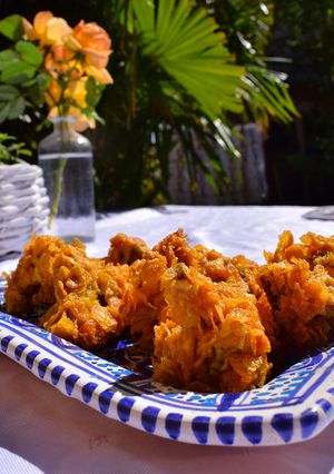 A picture of Vegan and gluten free chicken nuggets!.