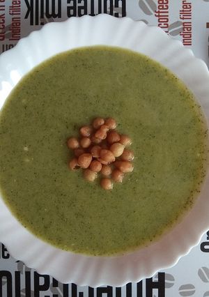 Brokkoli krémleves recept fotója