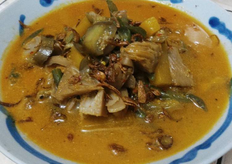 Cara mudah Menyiapkan Sayur lodeh yang Enak Banget