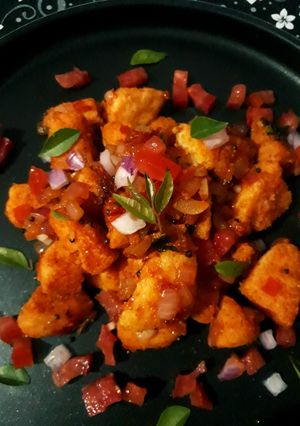 फ्राई इडली (fry idli recipe in Hindi) रेसिपी मुख्य फोटो