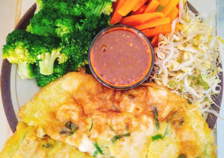 Resep Omellete tahu telor + pecel sayur, Lezat