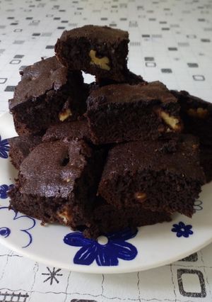 Una foto de Brownie con cacao amargo
