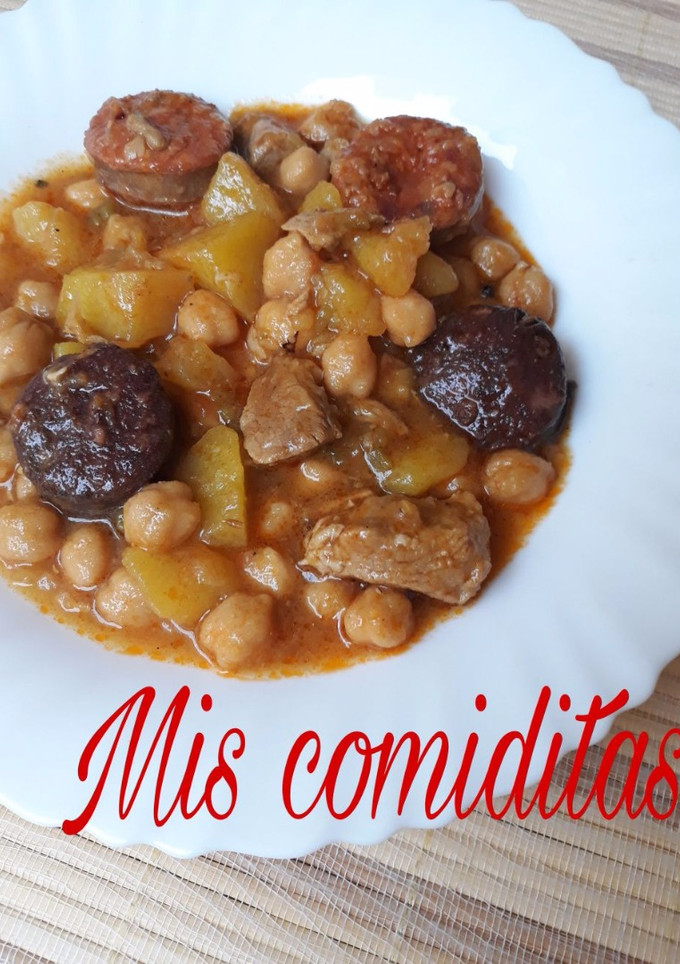 Una foto de Potaje de garbanzos andaluz a la antigua