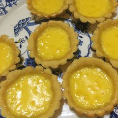 A picture of Egg tart.