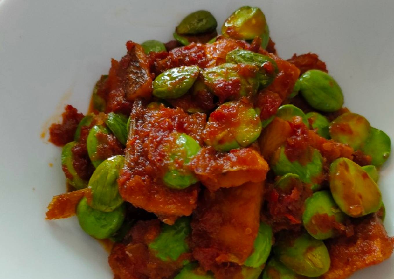Balado Pete Ikan Asin