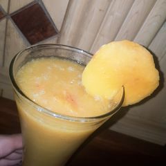 A picture of Peach mango juice.