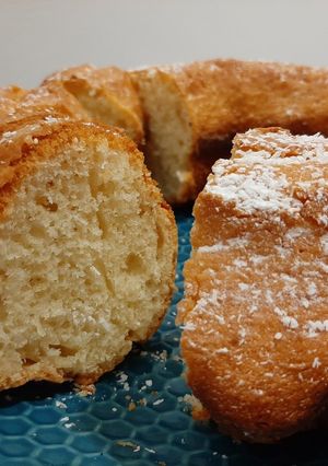 Foto di Ciambellone lime e cocco: leggero e delicato