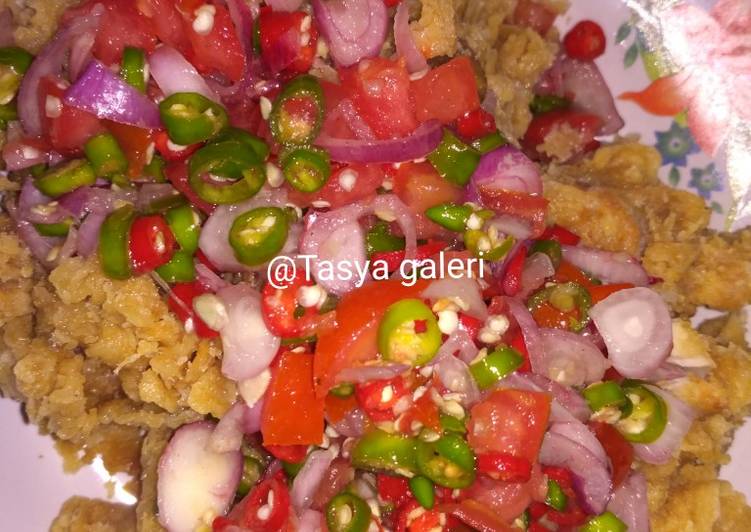 Chicken crispy sambal dabu-dabu