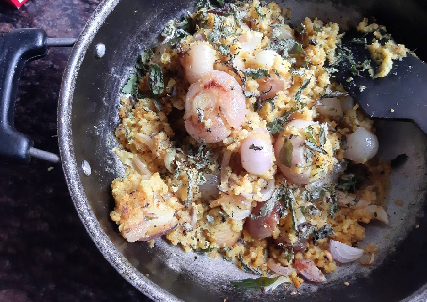 Bharva poha pyaaz