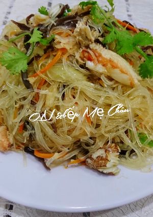 Hình của món Miến xào cua.