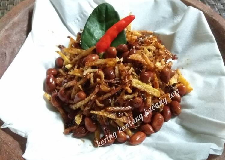 Cara Membuat Kering kentang kacang teri yang Lezat