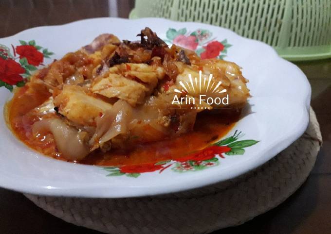 4.Ikan Sambal Asam Pedas