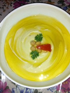 A picture of Hummus.