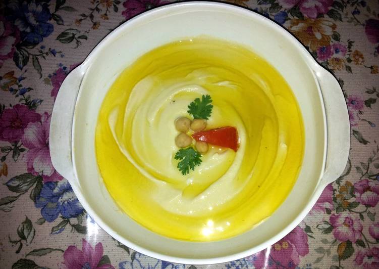 Simple Way to Make Perfect Hummus