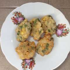 รูปของ Bakwan jagung renyah dan gurih