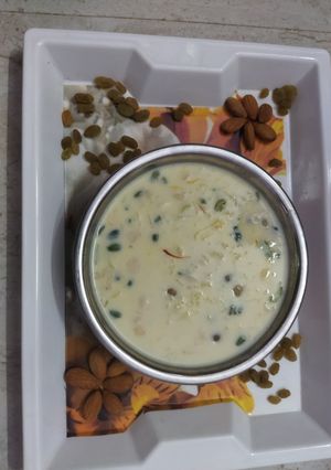 मेवे की खीर (mewe ki kheer recipe in Hindi) रेसिपी मुख्य फोटो