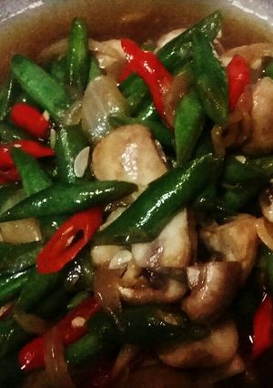 Foto resep Oseng Buncis Jamur Kancing Saos Tiram
