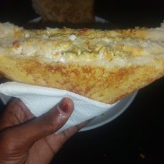 A picture of Scrambled egg sandwich.