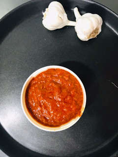 લસણની ચટણી (Garlic Chutney Recipe In Gujarati) રેસીપી મુખ્ય ફોટો
