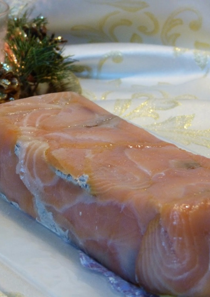 Una foto de Paté de jamón y salmón ahumado (con y sin thermomix)