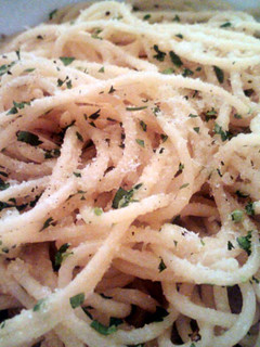 A picture of Quick Parmesan Parsley Spaghetti.