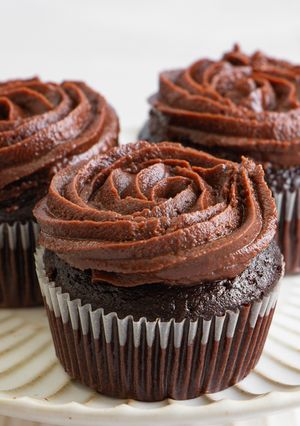 A picture of Chocolate Biscoff Cupcakes.