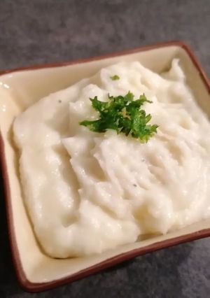 Une photo de Purée de topinambours