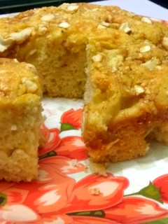 கேரமல் ஆப்பிள் கேக்(Caramel apple cake recipe in tamil) செய்முறை முக்கிய புகைப்படம்