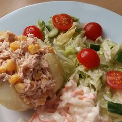 A picture of Vickys Cheats Baked Potatoes (Microwaved) GF DF EF SF NF.