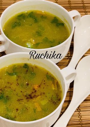 A picture of Pumpkin and Green onion soup.