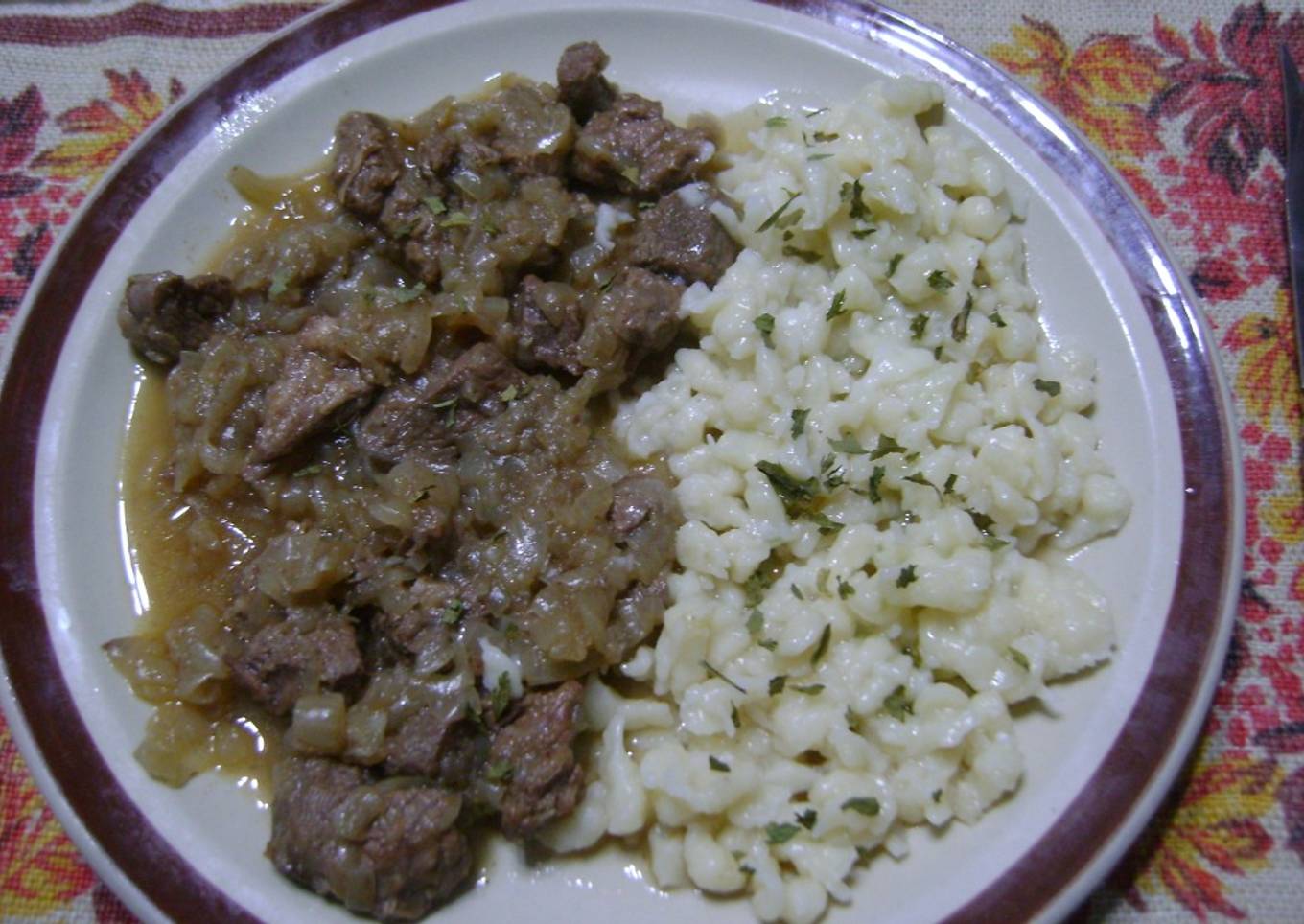 Goulash campesino con spatzles