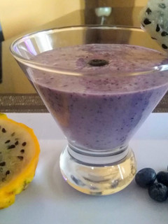 Una foto de Batido de arándanos y pitahaya 👍🇵🇪