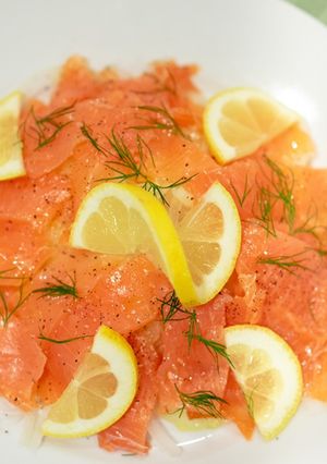 A picture of Salmon Carappcio.