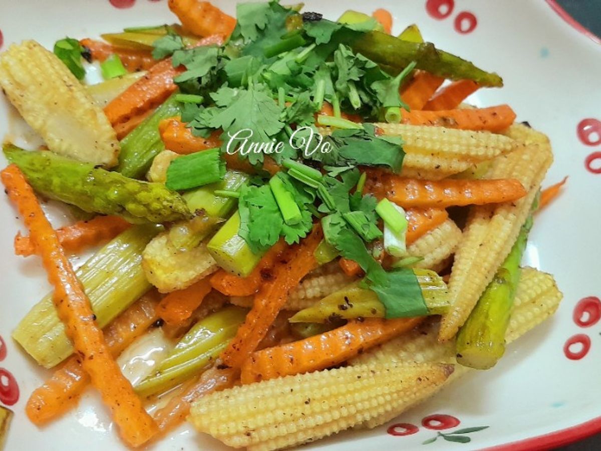 Rau củ xào chay