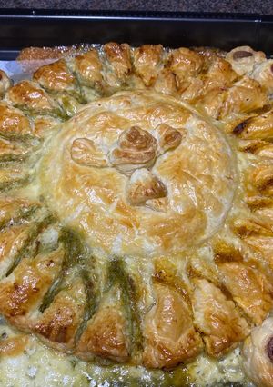 Vendégváró Sajtos mártogatós leveles tésztából recept fotója