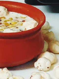 मखाना खीर (Makhana kheer recipe in Hindi) रेसिपी मुख्य फोटो