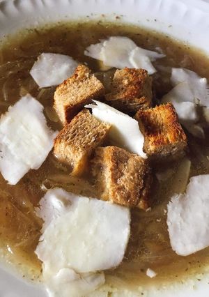 Φωτογραφία της συνταγής Κρεμμυδόσουπα 👩‍🍳🧅