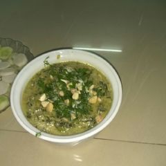 A picture of Methi malai matar.