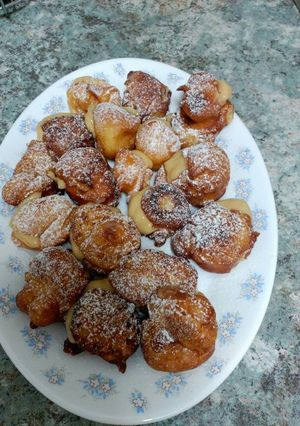 Foto principal de Buñuelos con crema pastelera