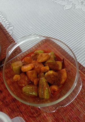 আলু পটল দিয়ে চিংড়ি (Alu potol chingri recipe in Bengali) রেসিপির প্রধান ছবি
