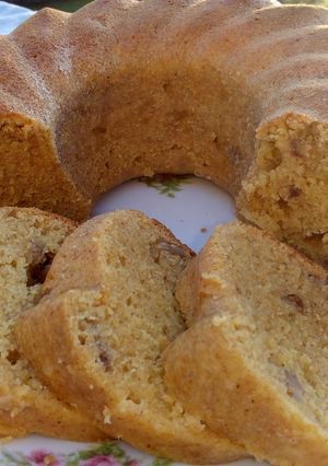 Una foto de Budín húmedo con nuez y harina integral