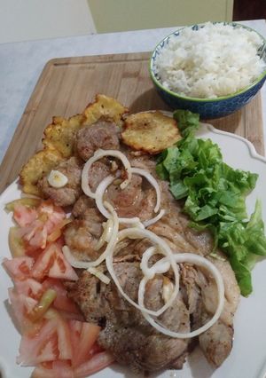 Una foto de Chuletas de cerdo al estilo Isa